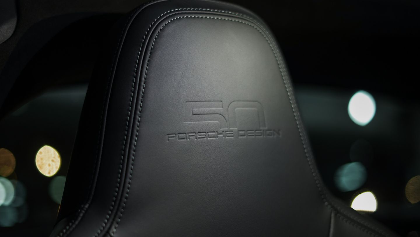 911 Edición 50 Años de Porsche Design, 2022