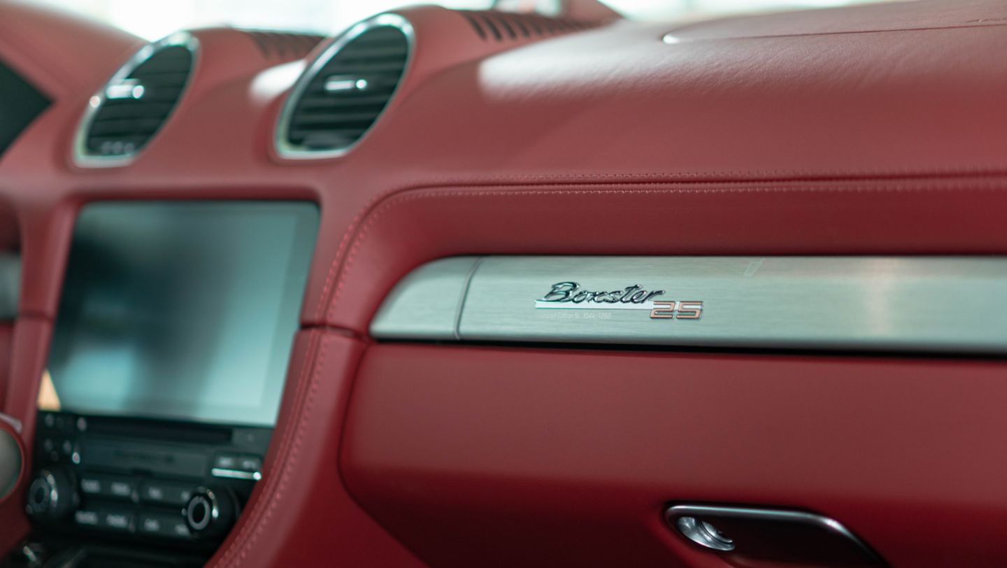 El Salvador da la bienvenida a la edición limitada Porsche Boxster 25 Años