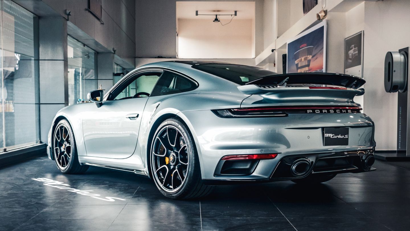 El nuevo Porsche 911 Turbo S llega Ecuador