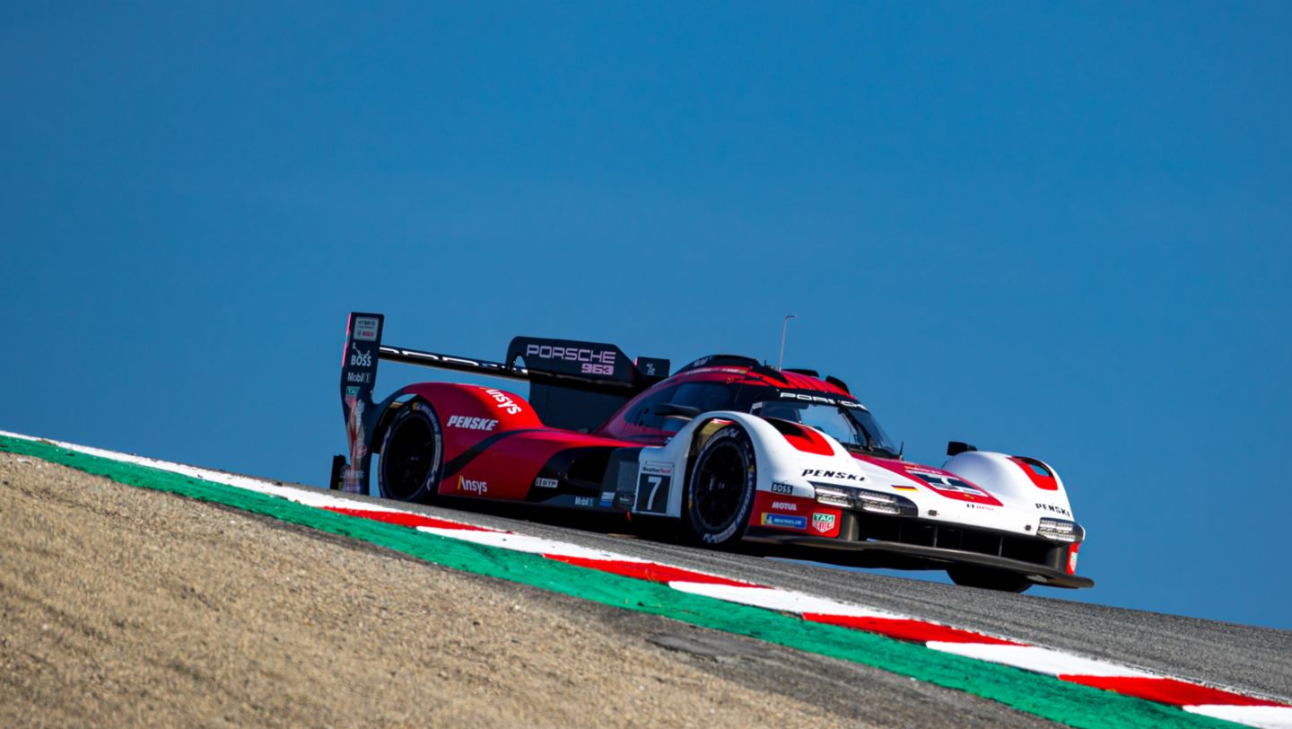 Felipe Nasr (BR), Matt Campbell (AUS), Josef Newgarden (USA), Porsche Penske Motorsport (#7), Porsche 963, 2023, Porsche AG