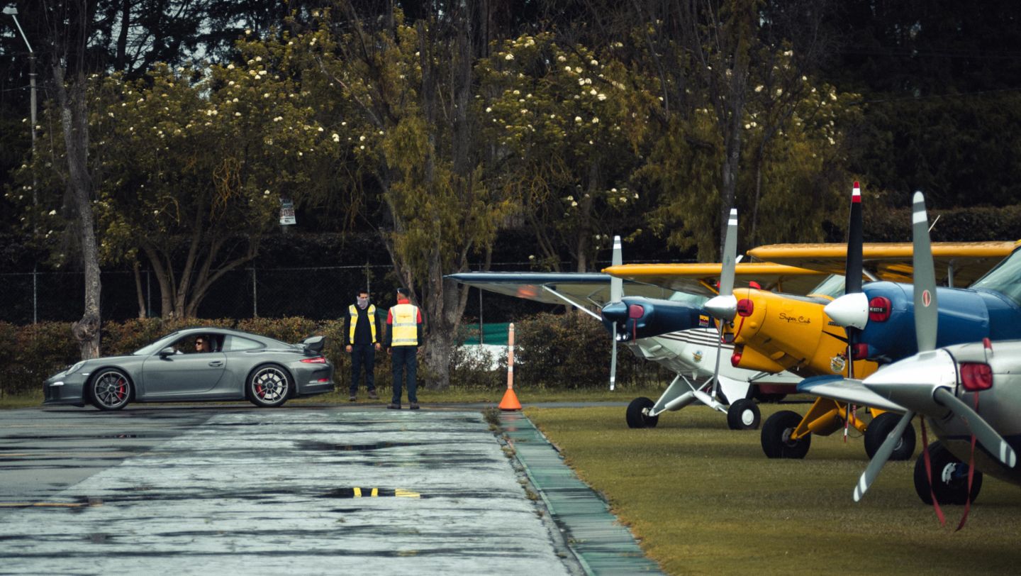 Porsche, Aeroclub de Colombia, Bogotá, 2023, Porsche en Colombuia