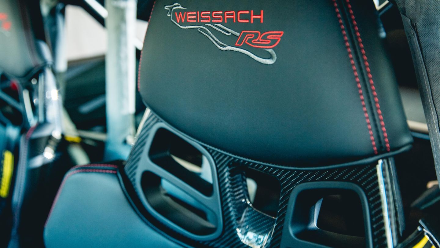 El 911 GT3 RS puede equiparse (opcional) con el paquete Weissach.