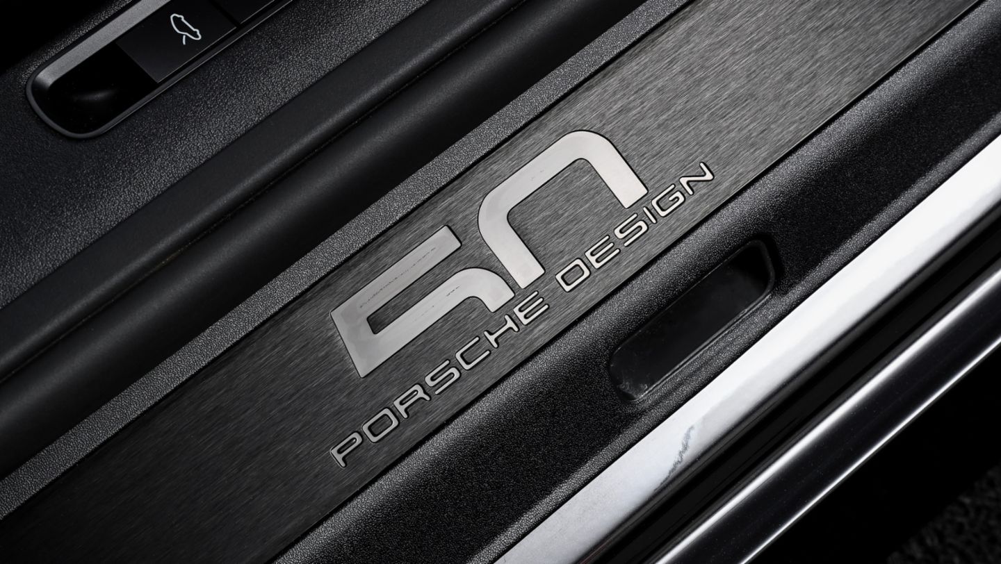 Ya está en Chile el 911 Edición 50 Años de Porsche Design