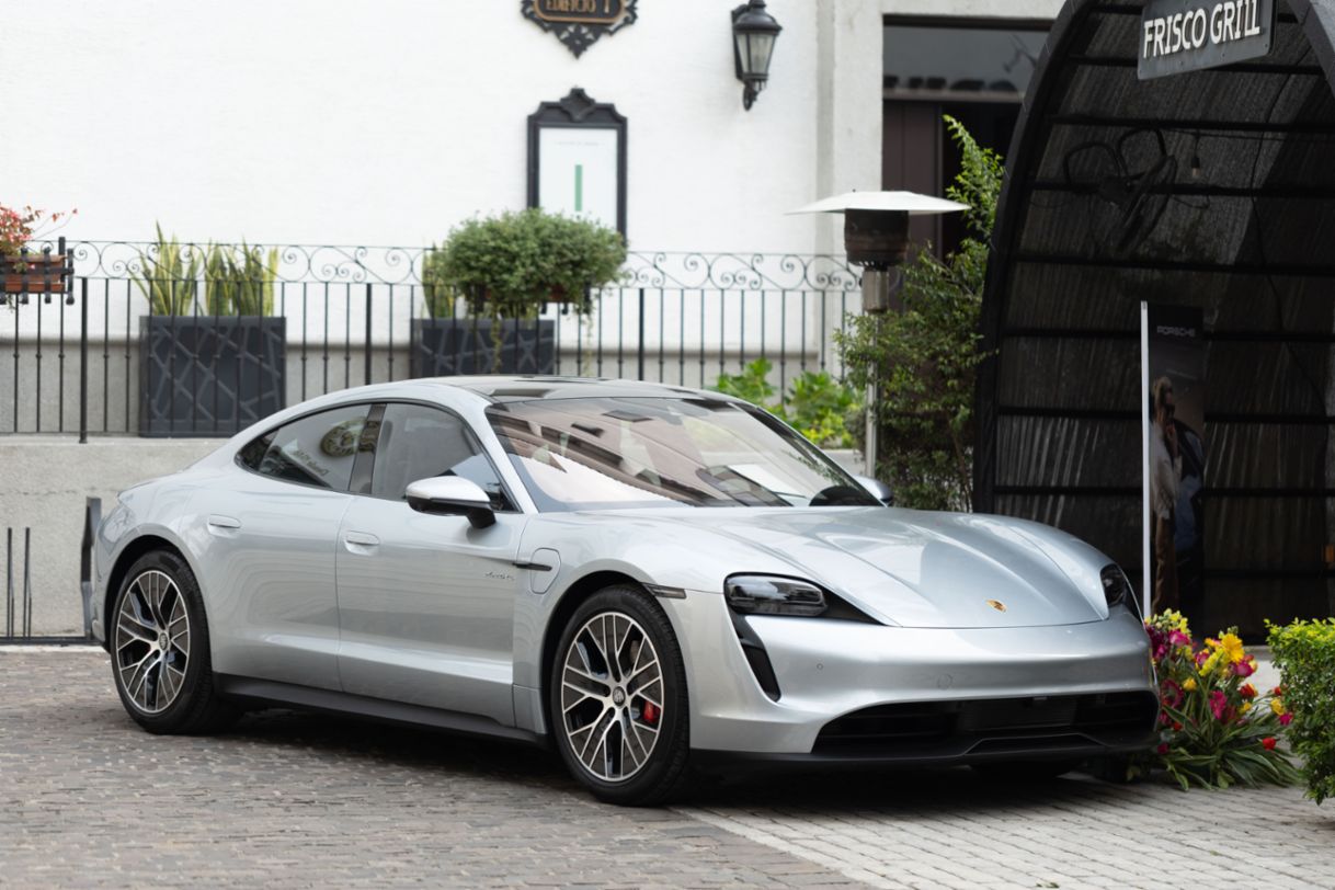 Porsche Guatemala celebra el éxito de su tercera edición de ‟Mujeres al Volante”
