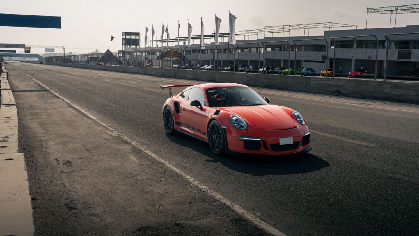 El 911 GT3 RS en el primer Track Day Experience que realiza Porsche Perú en el año, que se llevó a cabo en el Autódromo La Chutana, Lima, Perú, Porsche AG.