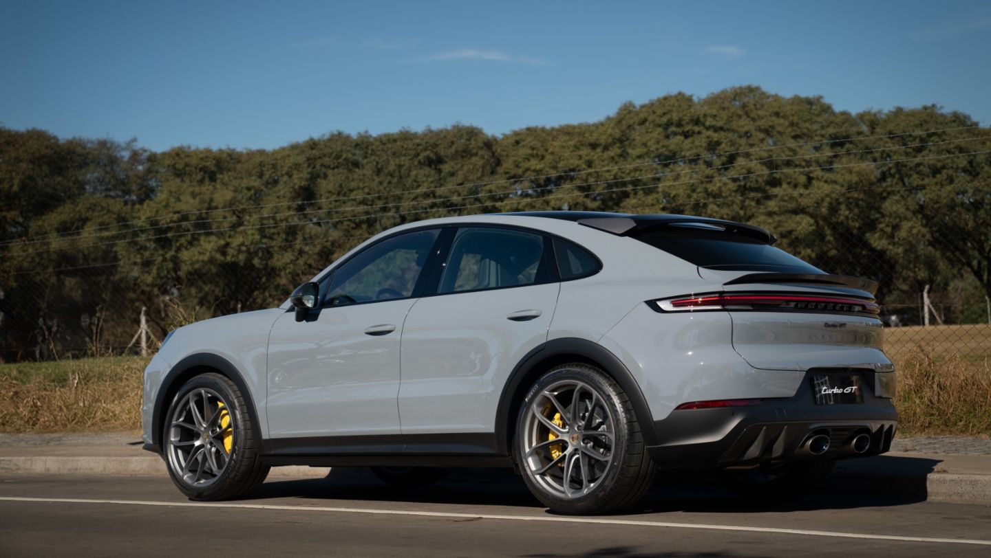 Porsche Cayenne Turbo GT, Buenos Aires, Argentina, 2024.