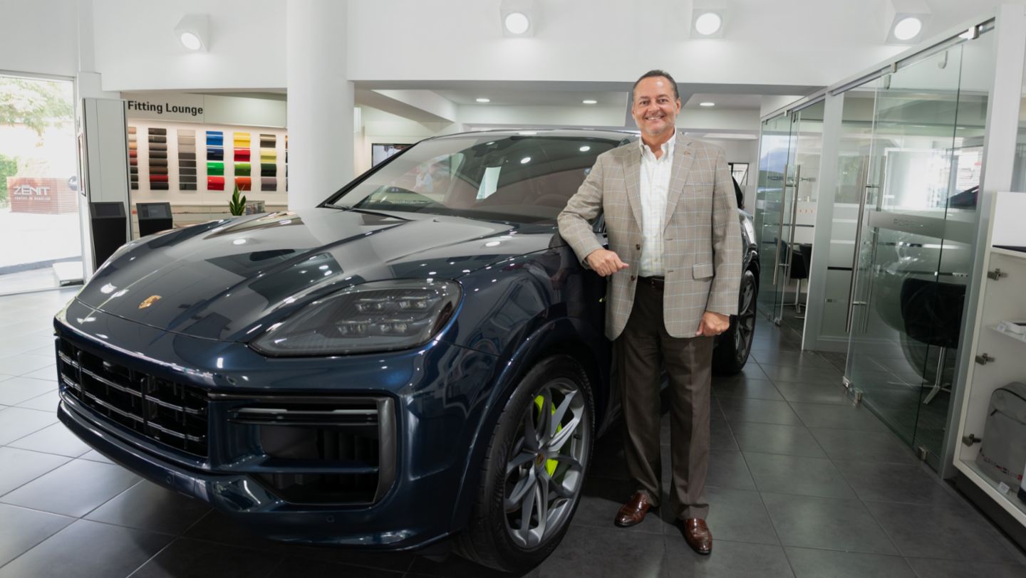 Miguel Castañeda, Gerente de Marca Porsche en Guatemala.