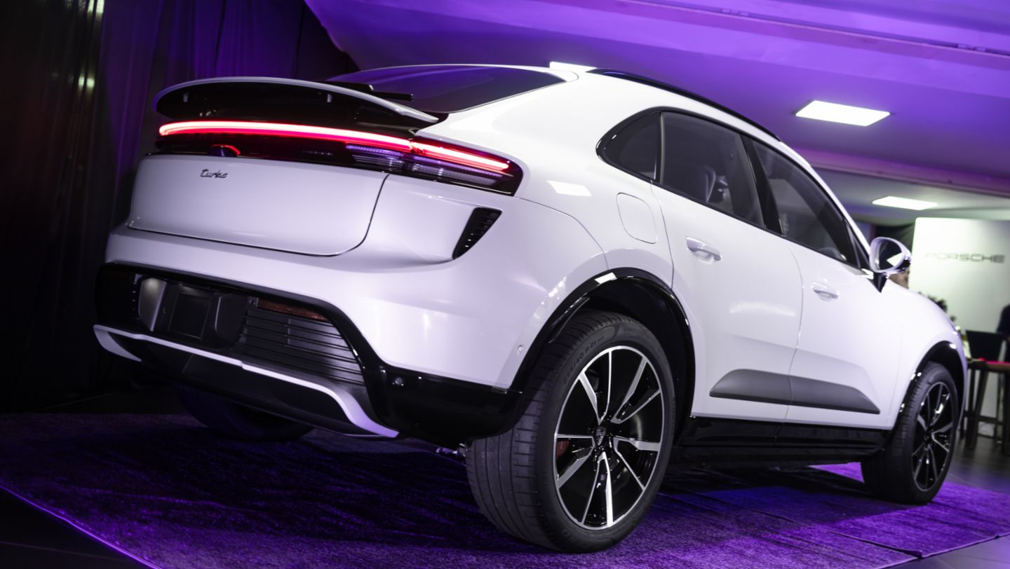 Porsche Macan Turbo Eléctrico