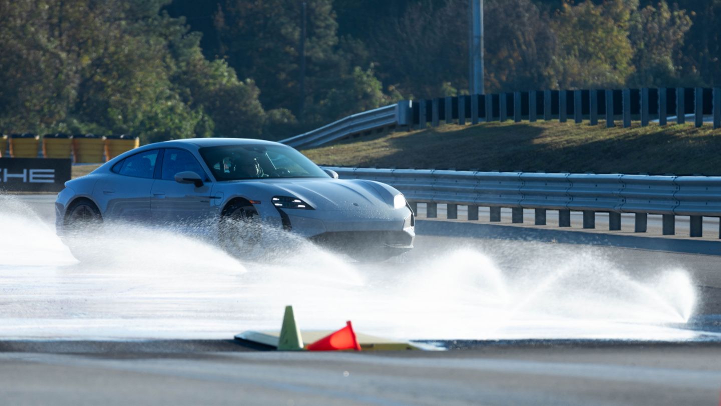 Test Drive Porsche Taycan Turbo S, Porsche Experience Center Atlanta, Georgia, Porsche de México
