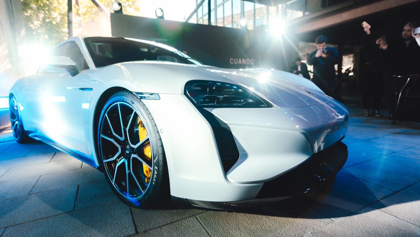Porsche Taycan, Lanzamiento Taycan, Santiago, Chile,2024
