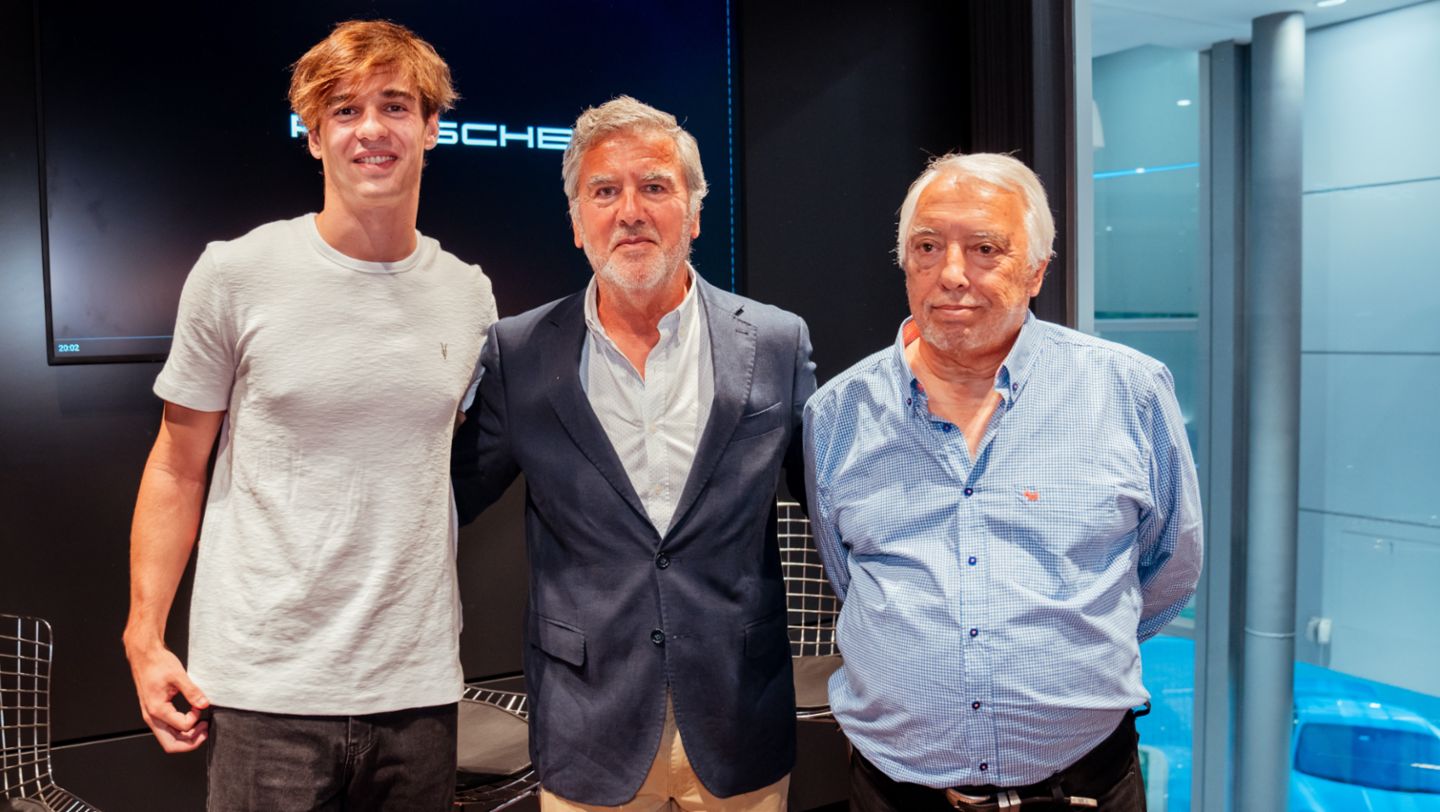 Nicolás Varrone, Piloto, Hugo Pulenta, Presidente Porsche Argentina, Eduardo Baca, presidente CDA del Automóvil Club Argentino. Presentación oficial Nicolás Varrone, Porsche Center Buenos Aires, Argentina 2025