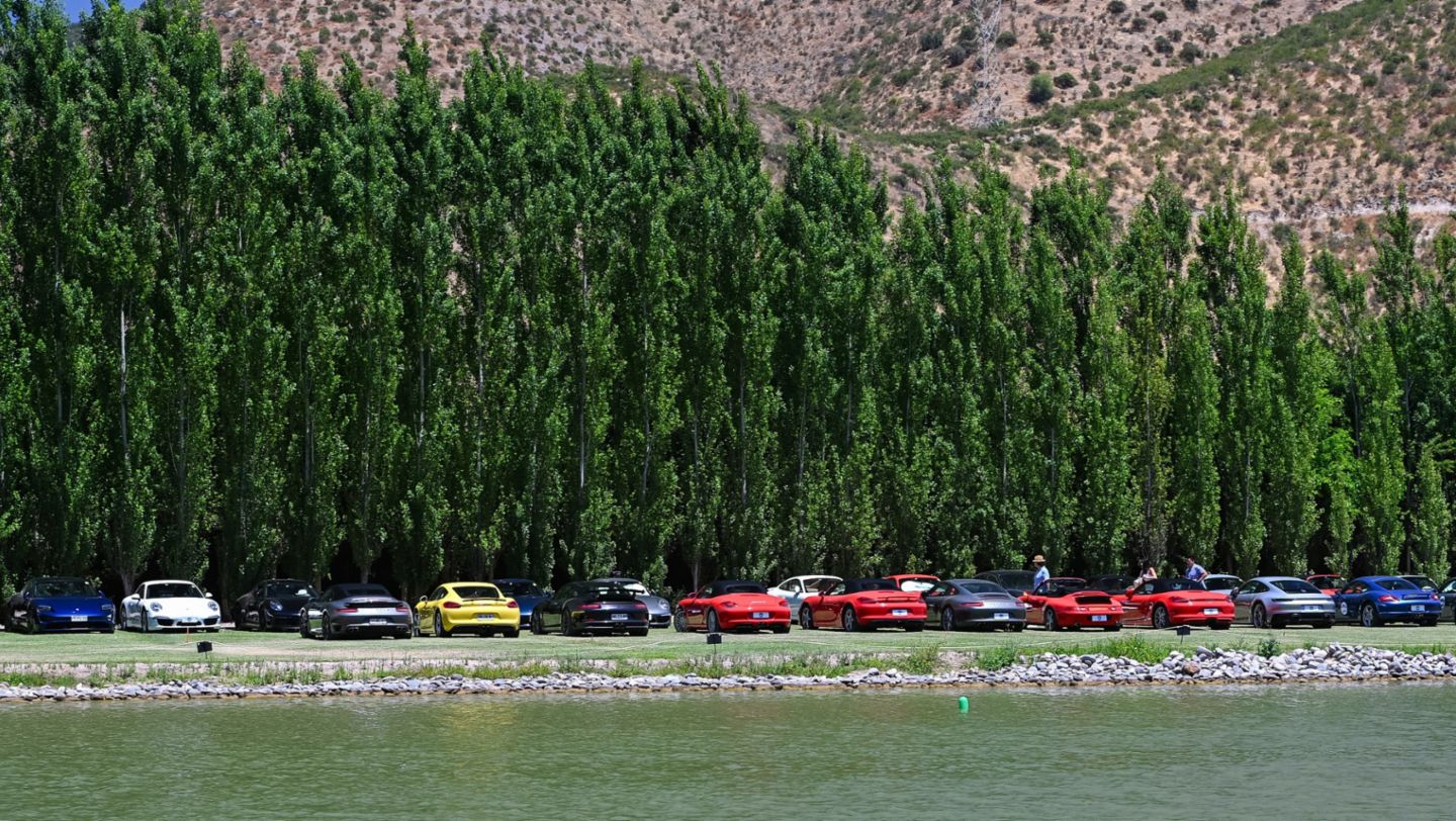 Porsche Parade, Lago Valle Maipo, Santiago, Chile, 2025