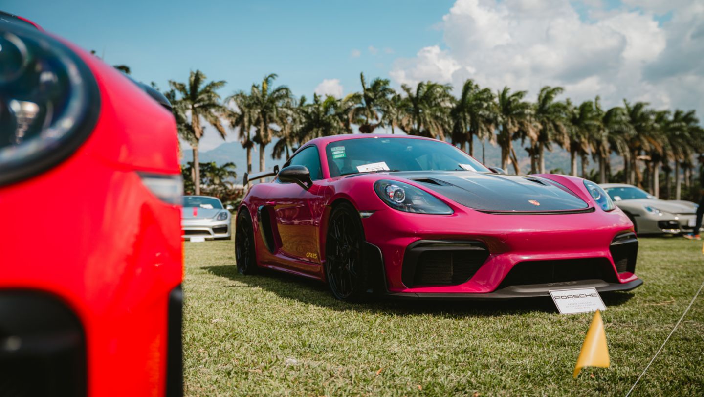 Más de 100 Porsche se exhibieron en el Garden Fest, un homenaje a la historia y el diseño automotriz