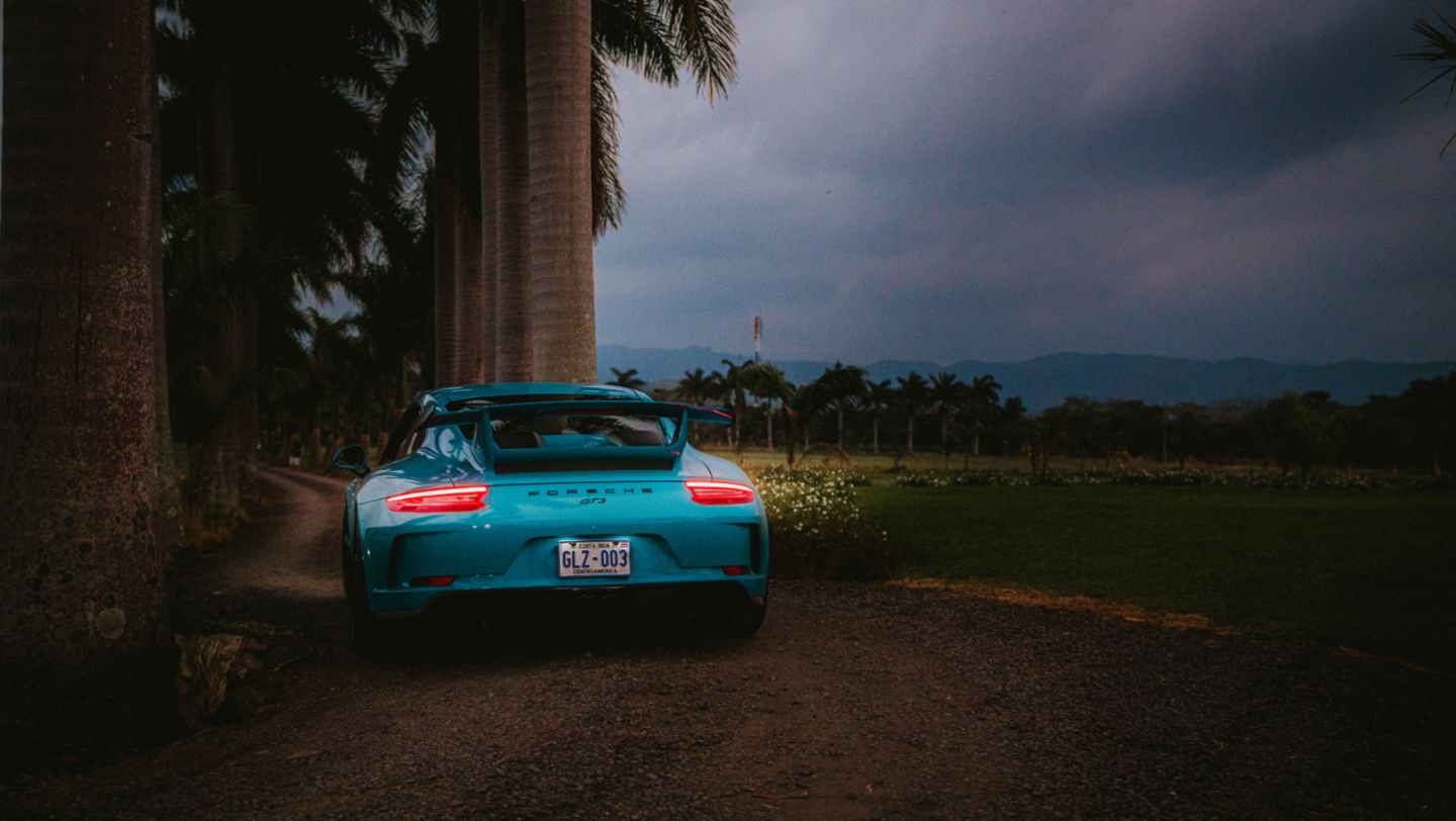 Más de 100 Porsche se exhibieron en el Garden Fest, un homenaje a la historia y el diseño automotriz
