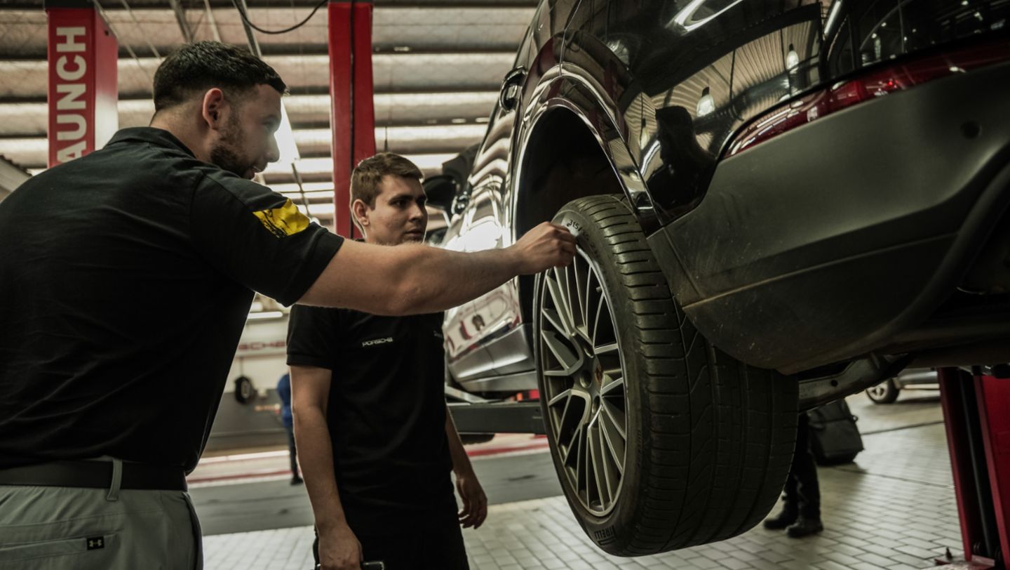 Porsche Paraguay abre sus talleres a clientes durante el Service Clinic