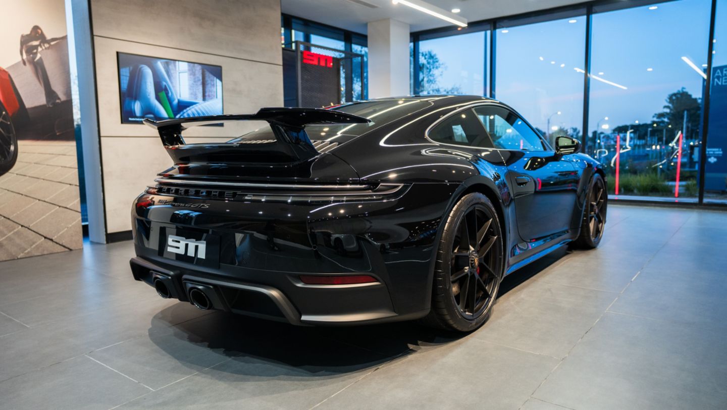 Porsche 911 Carrera 4 GTS, Porsche Center Uruguay, Uruguay, 2025