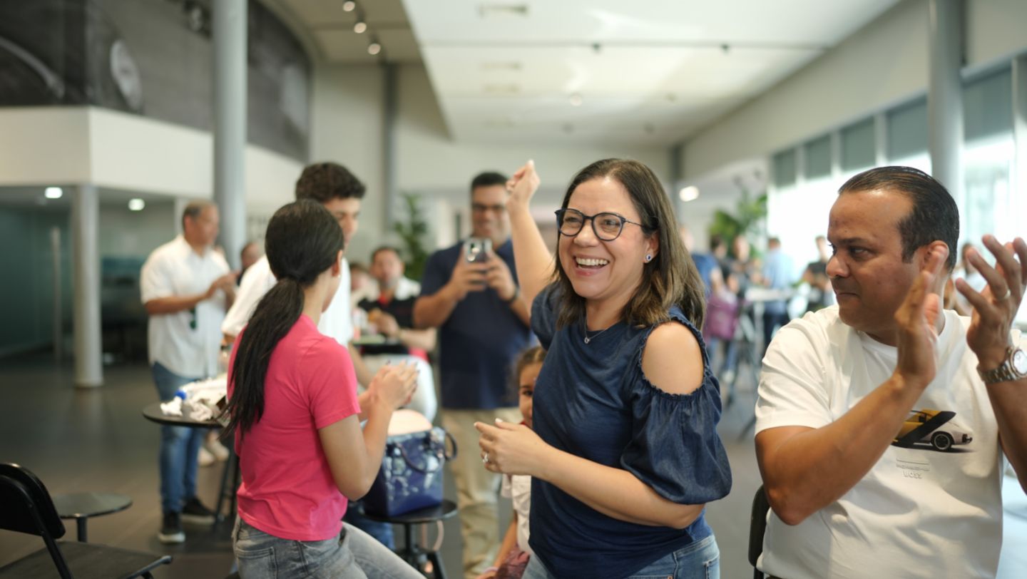 Récord de participantes durante el Family Rally 2025 en Porsche Center Santo Domingo