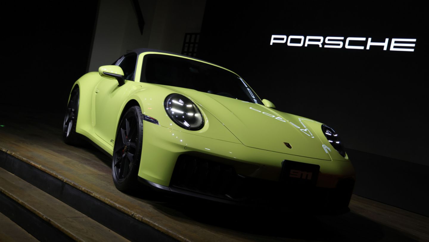 Porsche 911 Targa 4 GTS presentación en México, Centro Cultural Estación Indianilla, Ciudad de México, Porsche de México