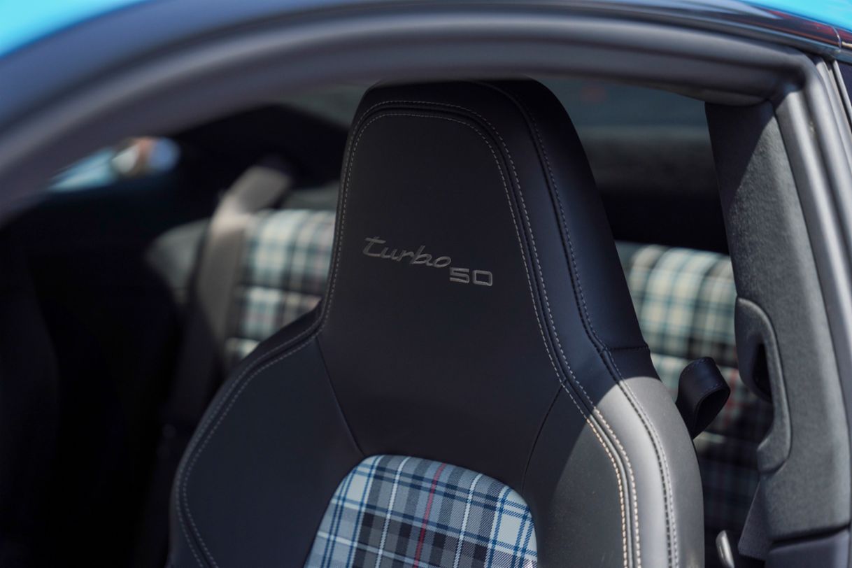 Porsche 911 Turbo 50 Años. Detalles.