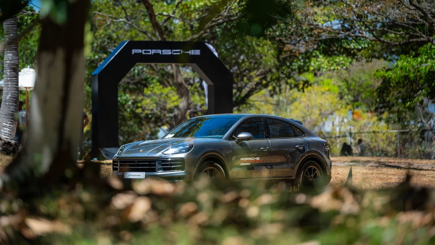 Garden Fest 2026: Porsche Costa Rica eleva la experiencia con una pista off-road exclusiva para el Cayenne