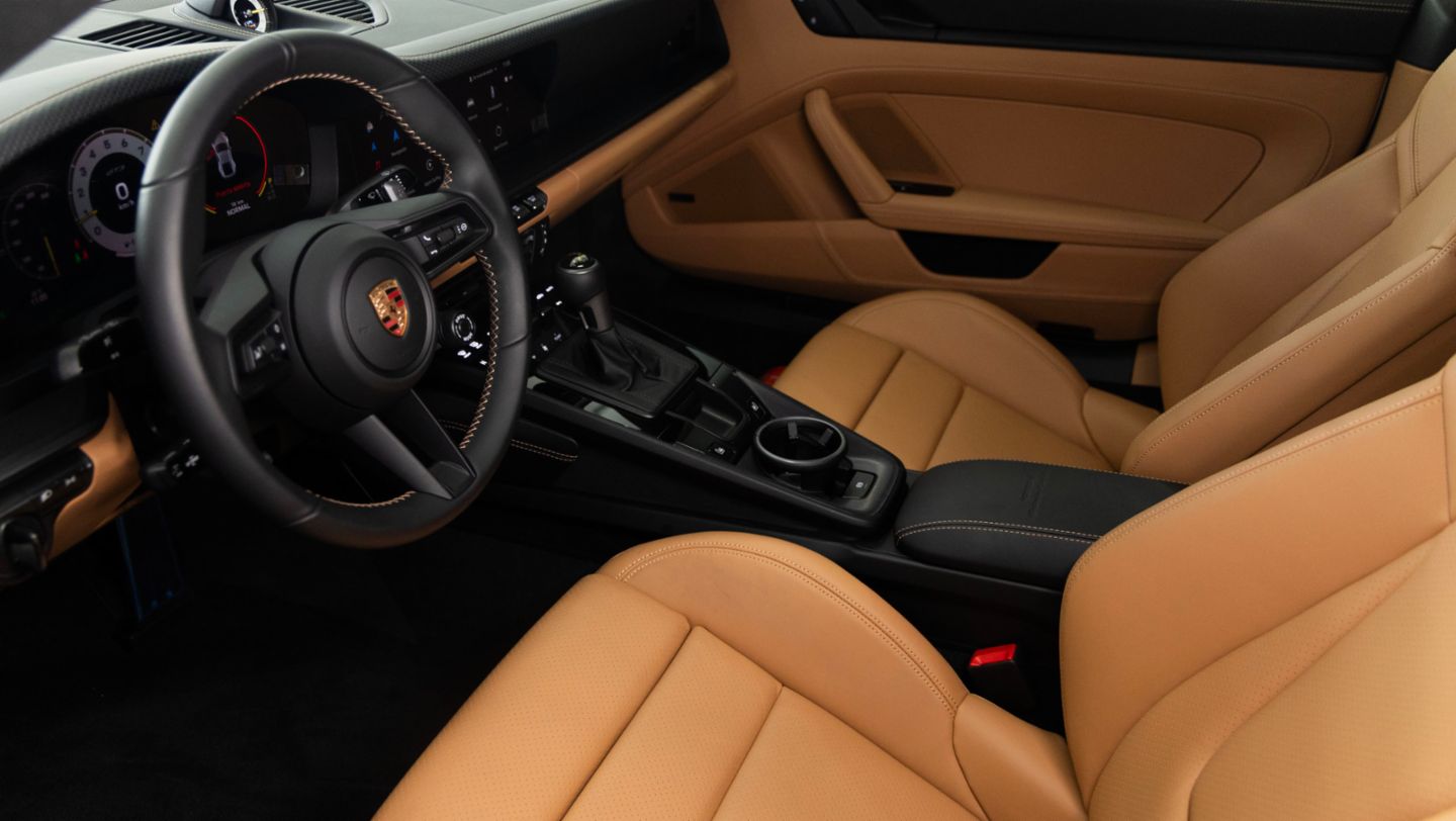 Debuta en Guatemala un 911 GT3 Touring con una configuración única de Porsche Exclusive Manufaktur