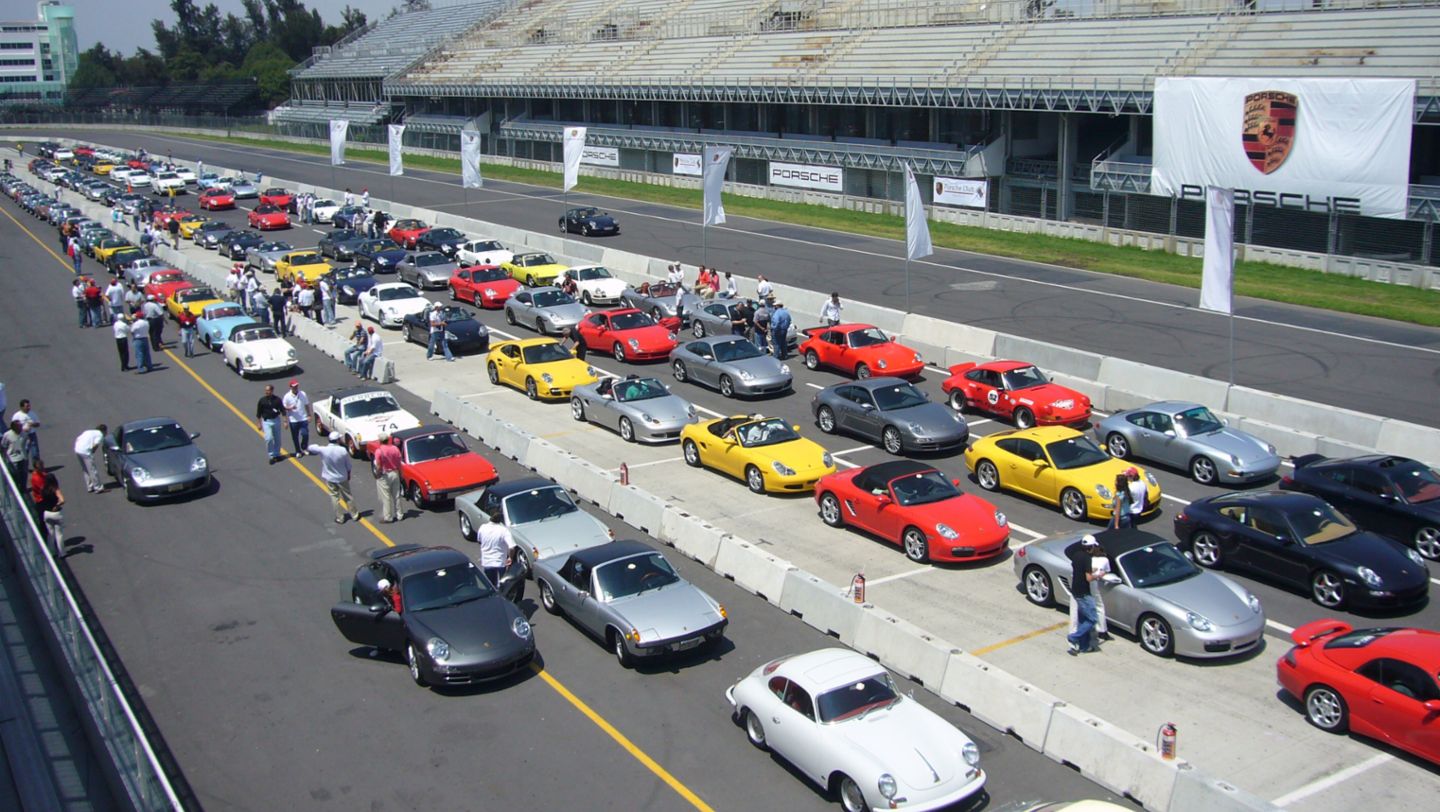 2006: Primer Porsche Parade en México