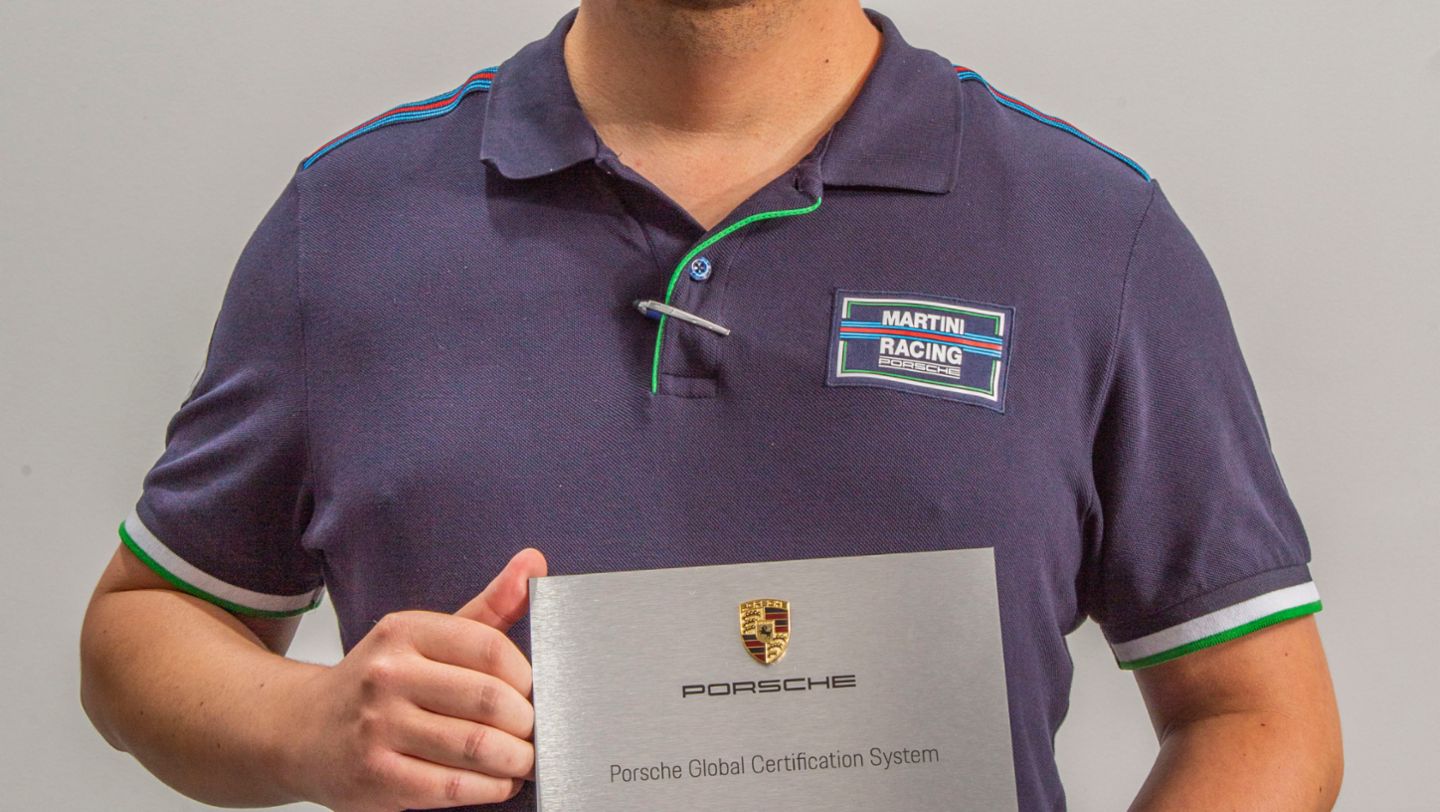 Marco García, Jefe de Taller y Asesor de Servicio Certificado Porsche.