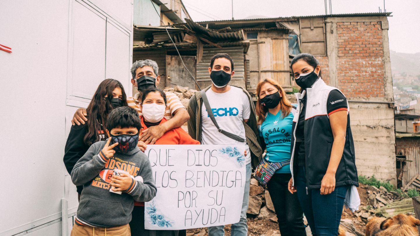 3 familias se beneficiaron en la primera entrega del año 2021