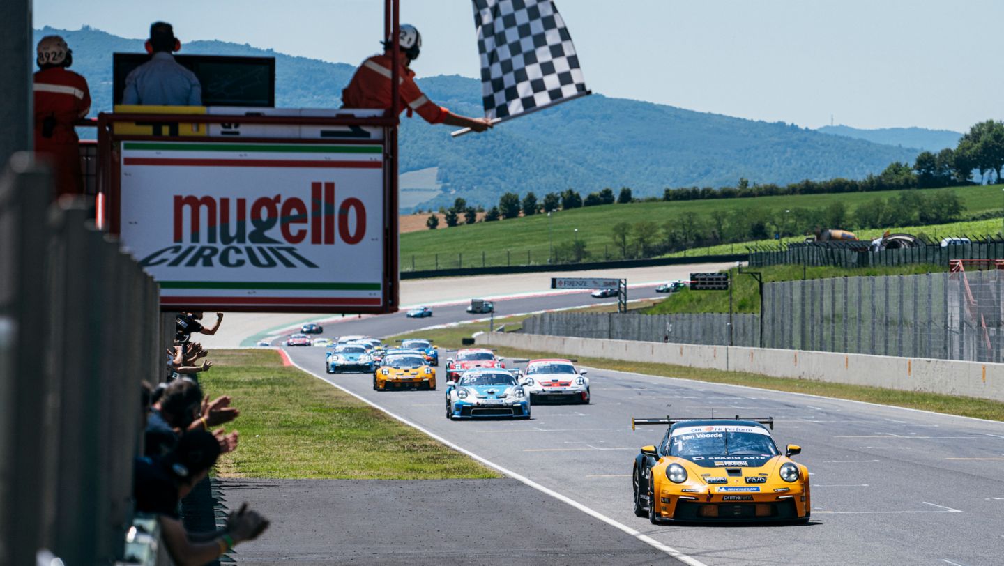 Mugello_gara2_Ten Voorde_arrivo