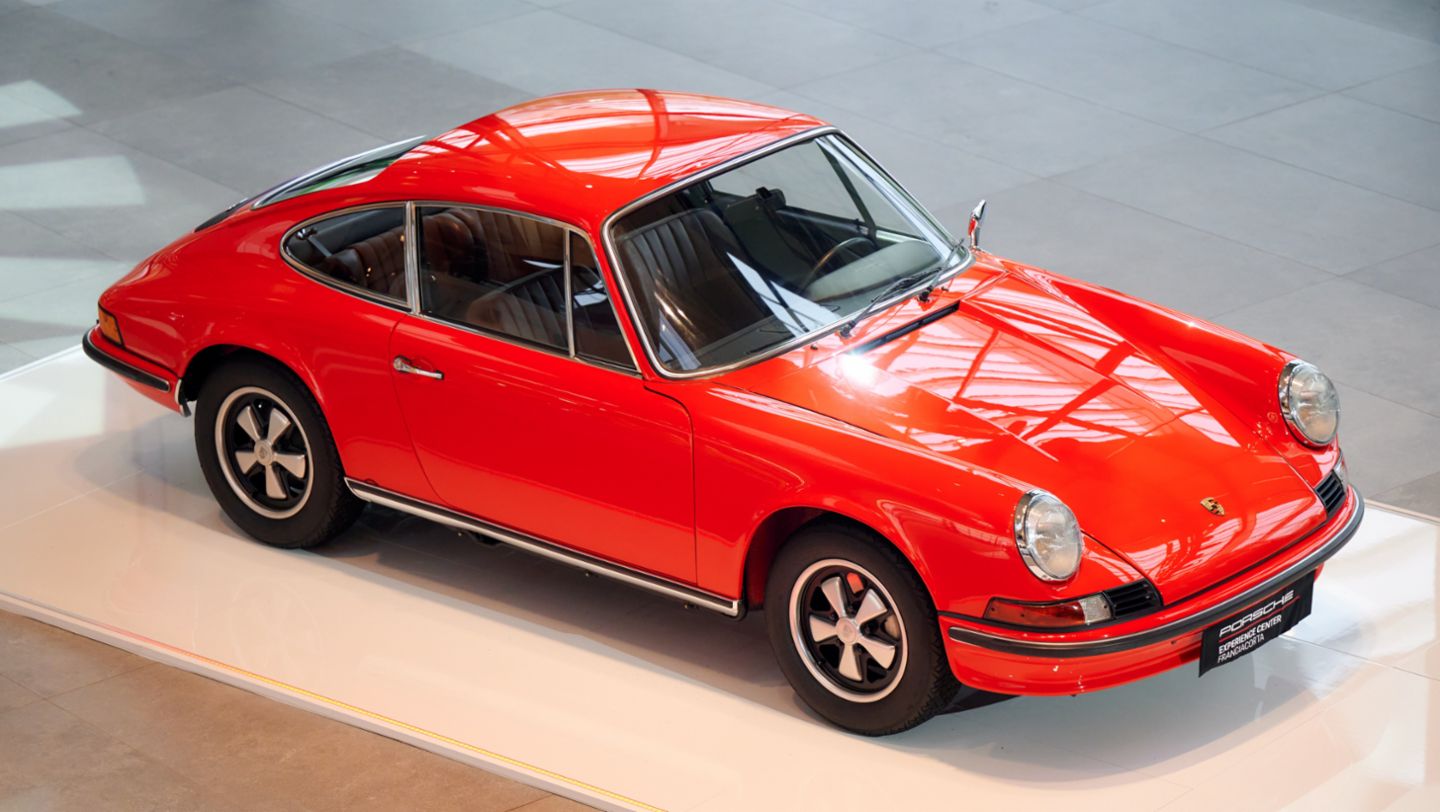 911 2.4S del 1973, restaurata dal Centro Assistenza Porsche Padova Est