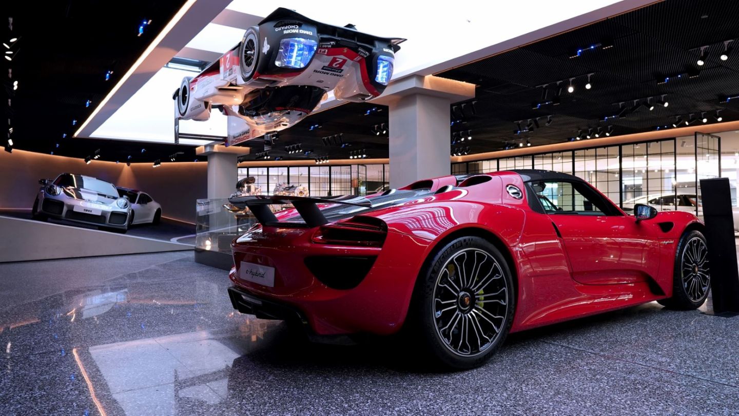 New Facility, Shuwaikh, Kuwait, 2024, Porsche Middle East & Africa