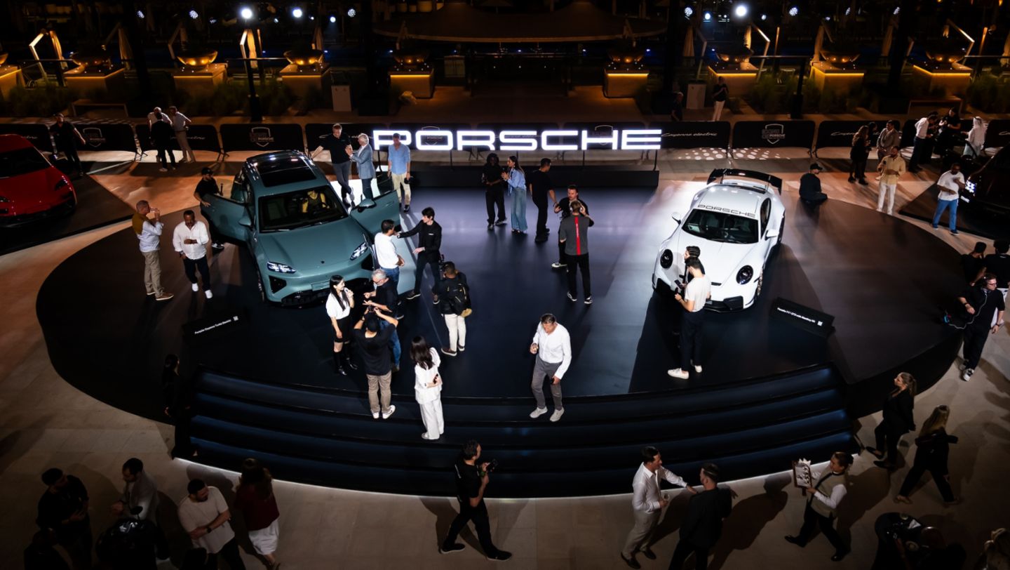 Cayenne Turbo Electric, 911 GT3 with Manthey Kit, Porsche Media Preview Night, Icons of Porsche, Dubai, 2025, Porsche Middle East