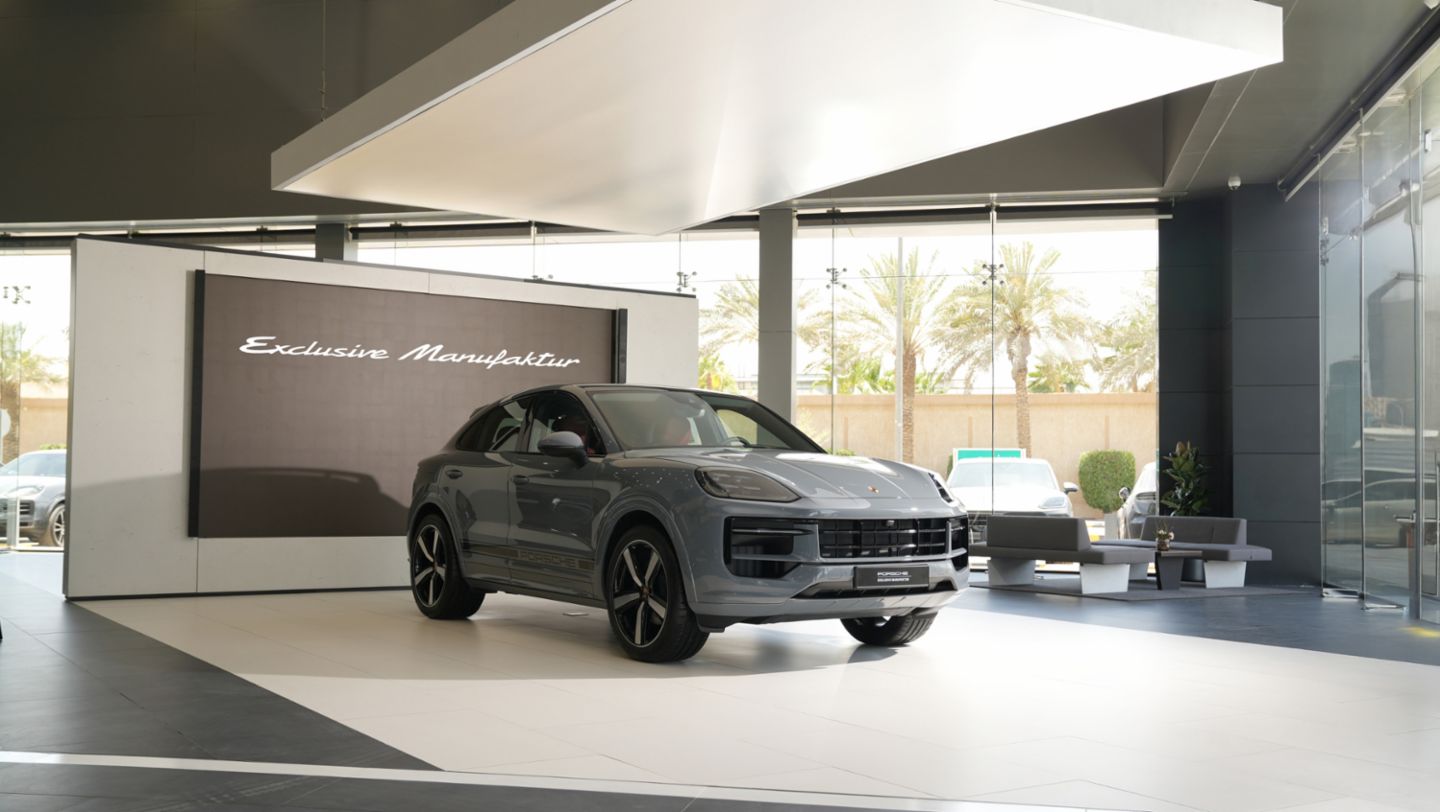 Cayenne Coupé, Showroom, Porsche Exclusive Manufaktur, Riyadh, Saudi Arabia, 2025, Porsche Middle East