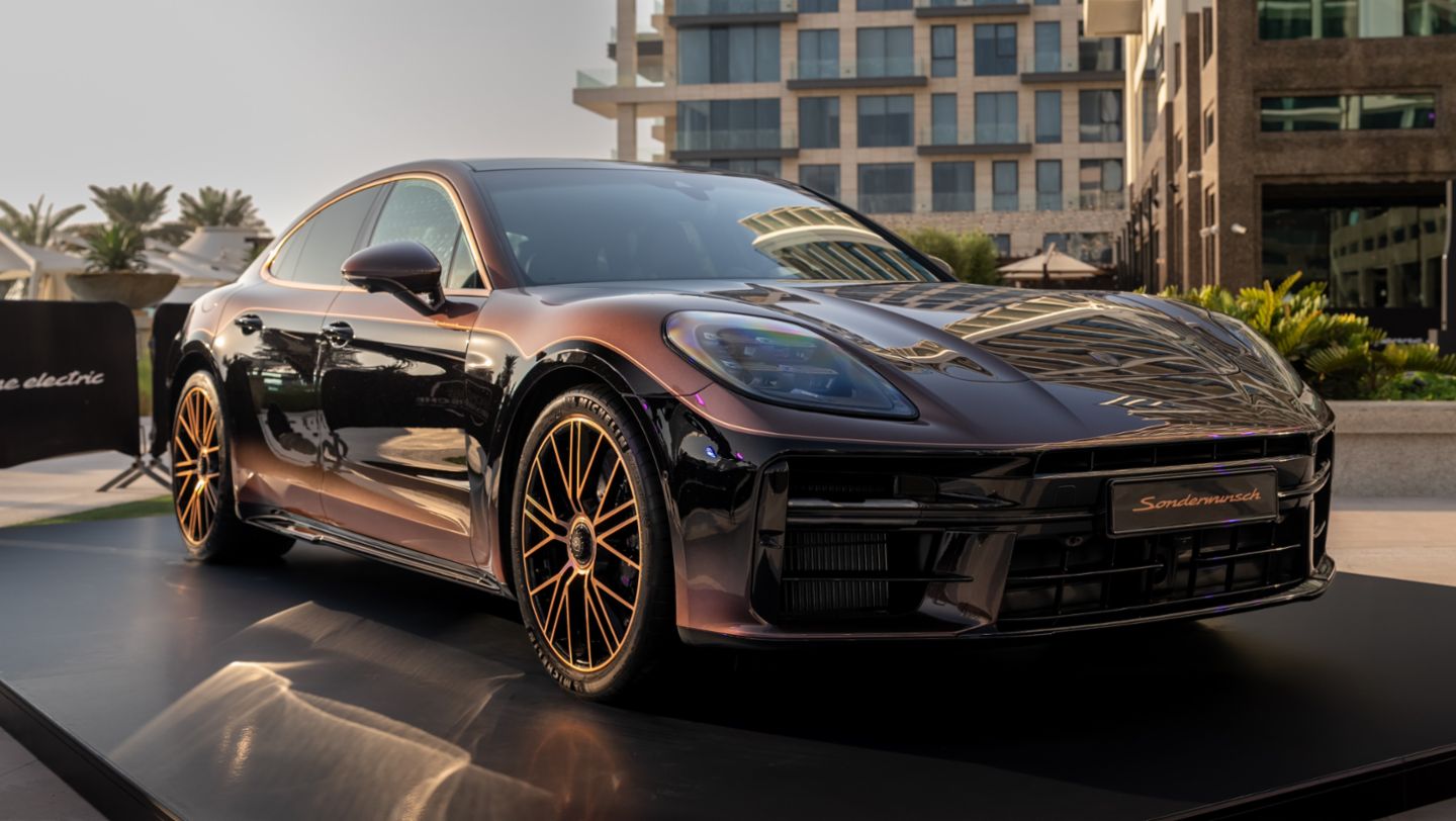 Panamera Turbo "Sonderwunsch", Icons of Porsche, Dubai, 2025, Porsche Middle East