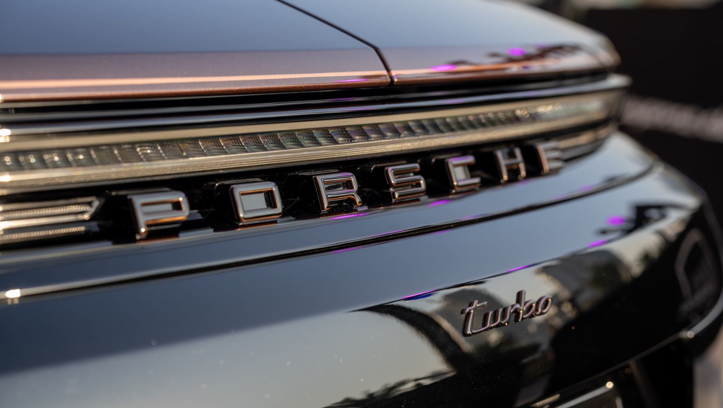 Panamera Turbo "Sonderwunsch", Icons of Porsche, Dubai, 2025, Porsche Middle East