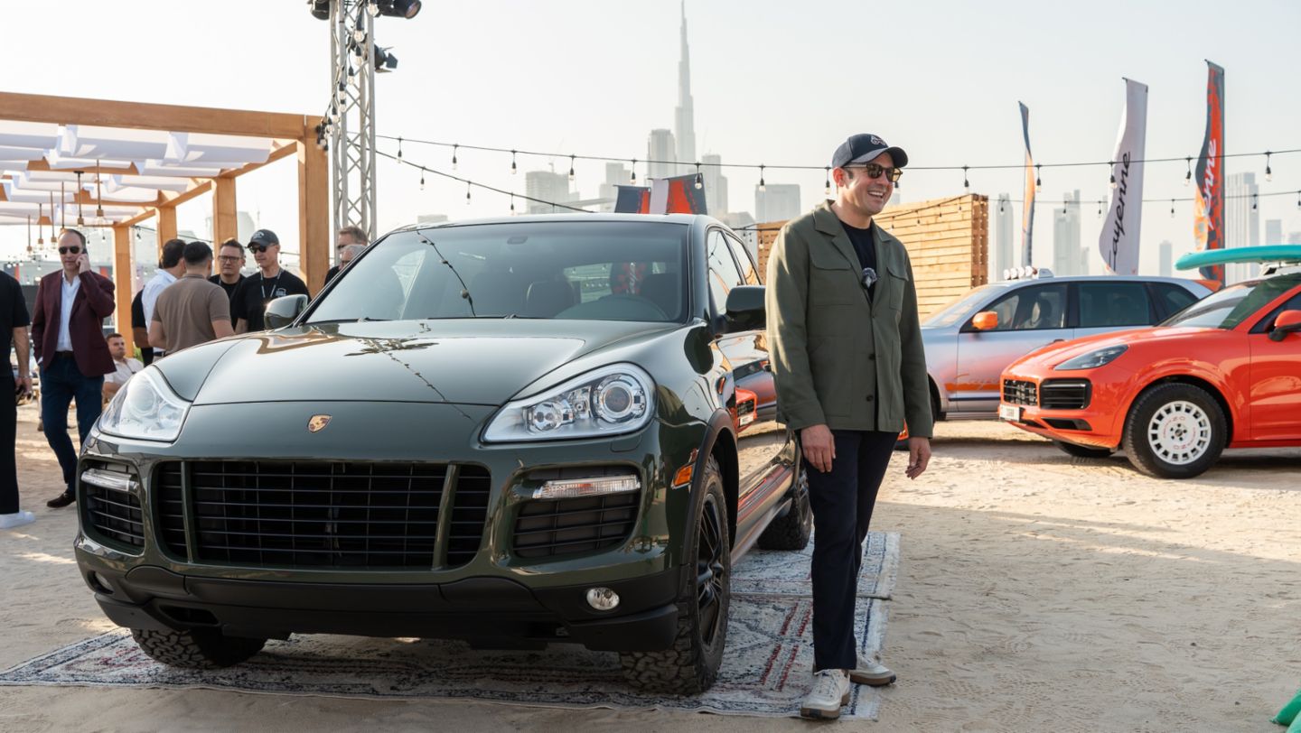 Cayenne GTS (2009), Sonderwunsch, Handover, Icons of Porsche, Dubai, 2025, Porsche Middle East