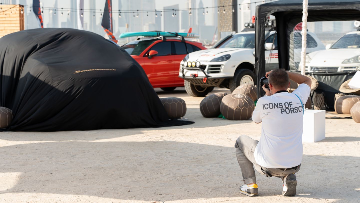 Cayenne GTS (2009), Sonderwunsch, Icons of Porsche, Dubai, 2025, Porsche Middle East