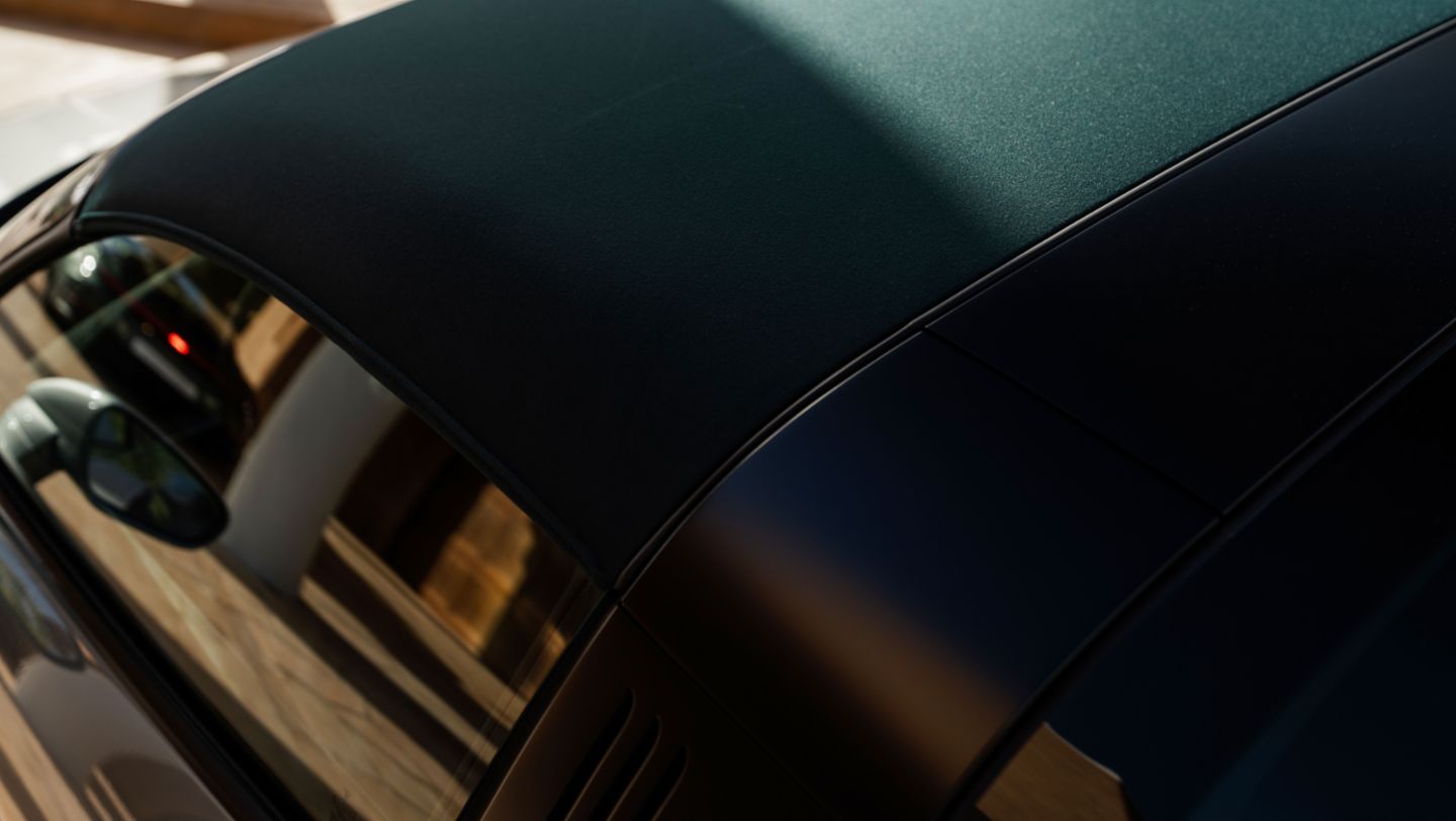 Sonderwunsch 911 Targa Green Roof 2.0, Riyadh, Saudi Arabia, 2026, Porsche Middle East