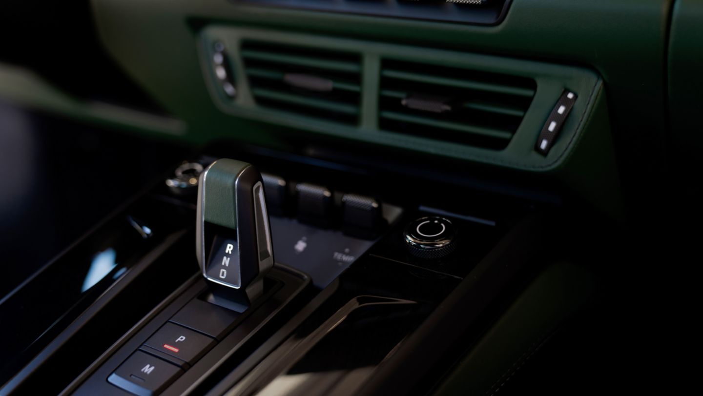 Sonderwunsch 911 Targa Green Roof 2.0, Riyadh, Saudi Arabia, 2026, Porsche Middle East