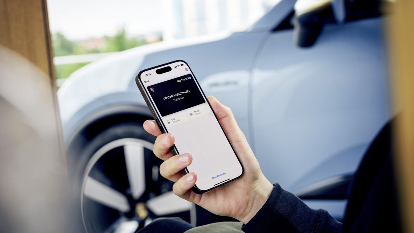 La Porsche Digital Key va a integrare la chiave fisica