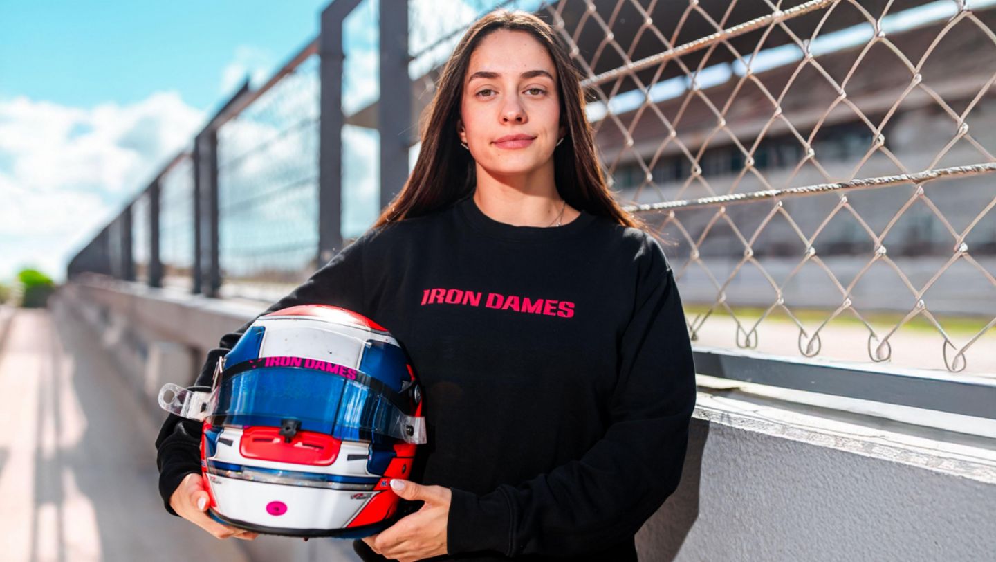Marta Garcia (E), Formula E test Jarama, 2024, Porsche AG