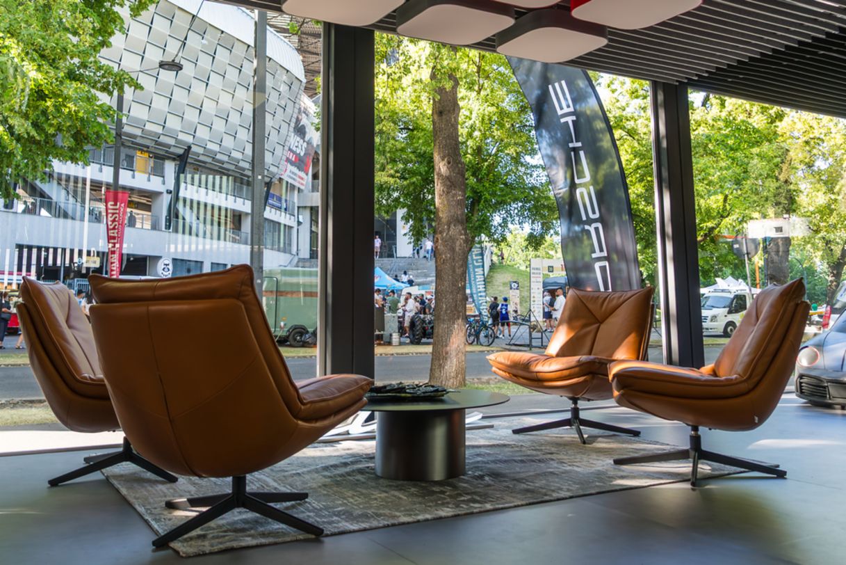 Porsche inaugurează primul Art Pop-up din România, la Cluj, comunicat de presă, 23/06/2025, Porsche AG