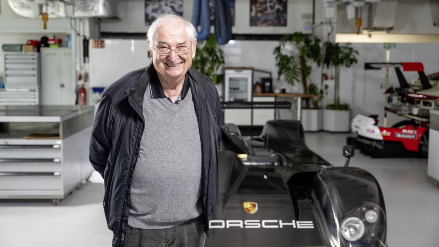 Norbert Singer, former Porsche racing engineer, Porsche LMP 2000, Weissach, 2024, Porsche AG