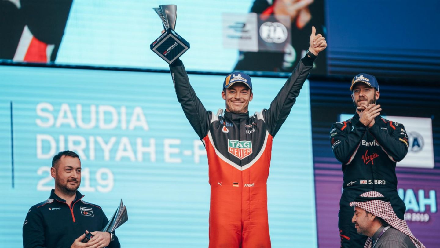 André Lotterer, First Formula E podium for Porsche, Diriyah E-Prix, Saudi Arabia, 2019, Porsche AG