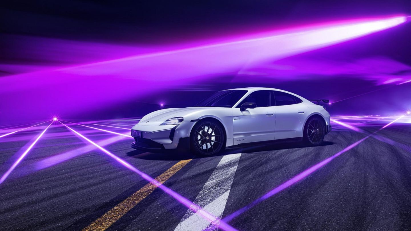 Taycan Turbo GT with Weissach Package, Dubai, UAE, 2025, Porsche AG