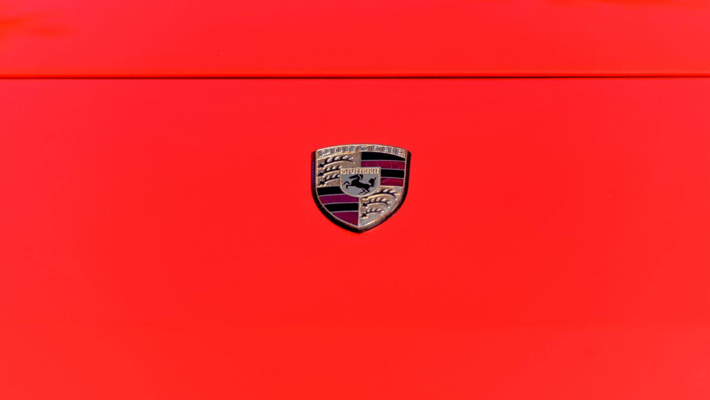 1987 Guards Red Porsche 944 S, Photo: Gary Kessler