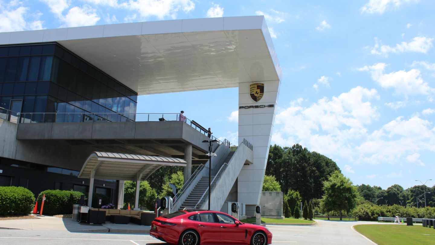 New Vehicle Delivery no. 1000, Panamera GTS, Porsche Experience Center Atlanta, 2020, PCNA