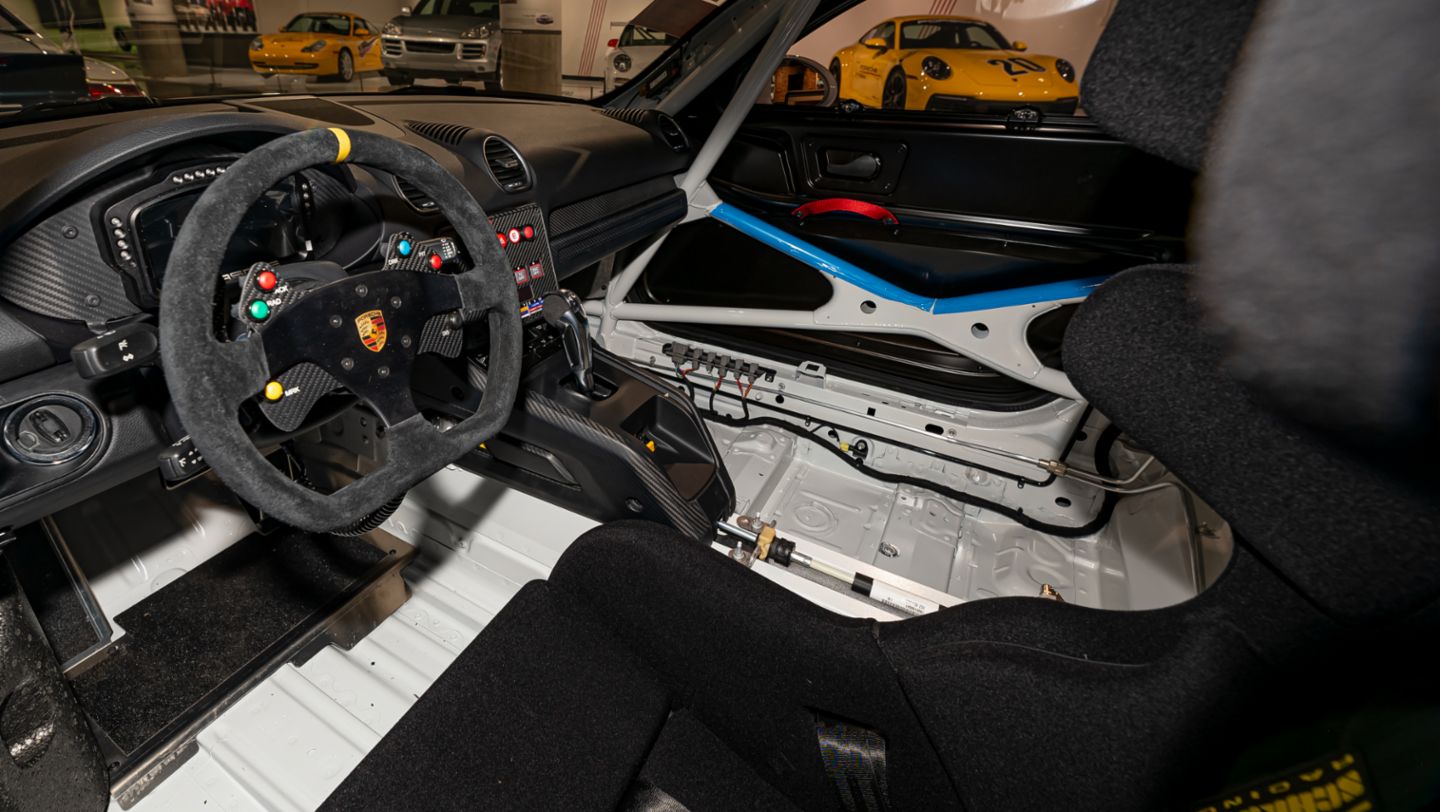 2020 Porsche 718 Cayman GT4 Clubsport, 2020, PCNA