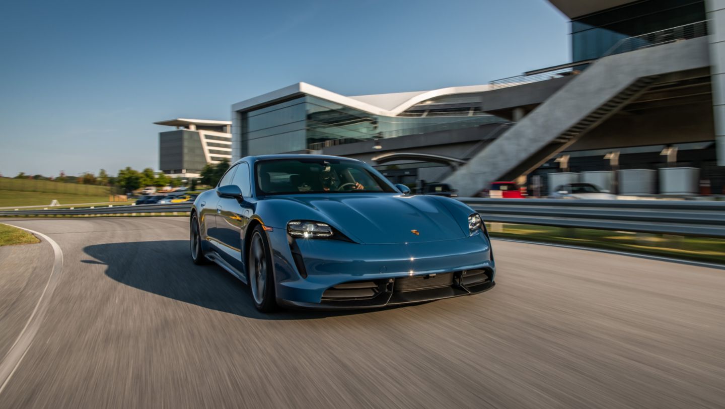Taycan Turbo S, Neptune Blue, Porsche Experience Center Atlanta, 2021, PCNA