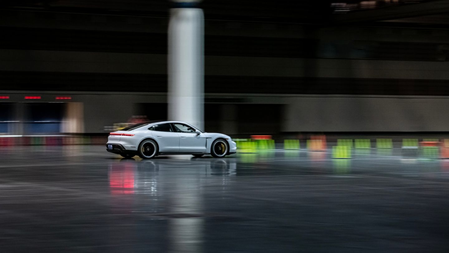 Taycan Turbo S, 2021, Porsche AG
